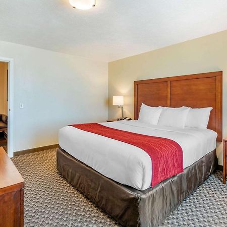 Comfort Inn & Suites Lancaster Antelope Valley Exteriér fotografie