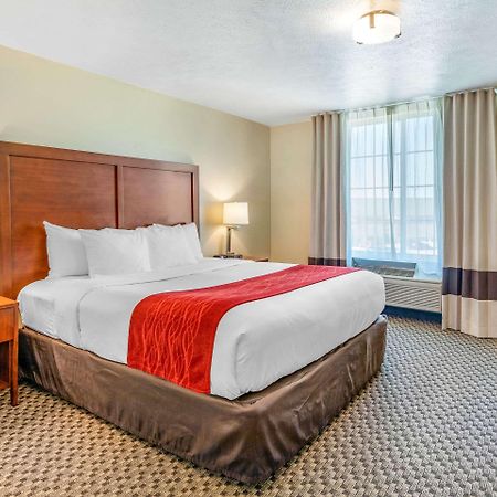 Comfort Inn & Suites Lancaster Antelope Valley Exteriér fotografie