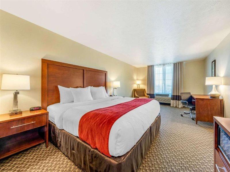 Comfort Inn & Suites Lancaster Antelope Valley Exteriér fotografie