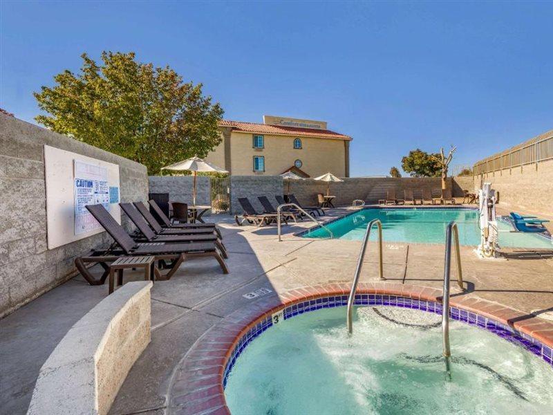 Comfort Inn & Suites Lancaster Antelope Valley Exteriér fotografie