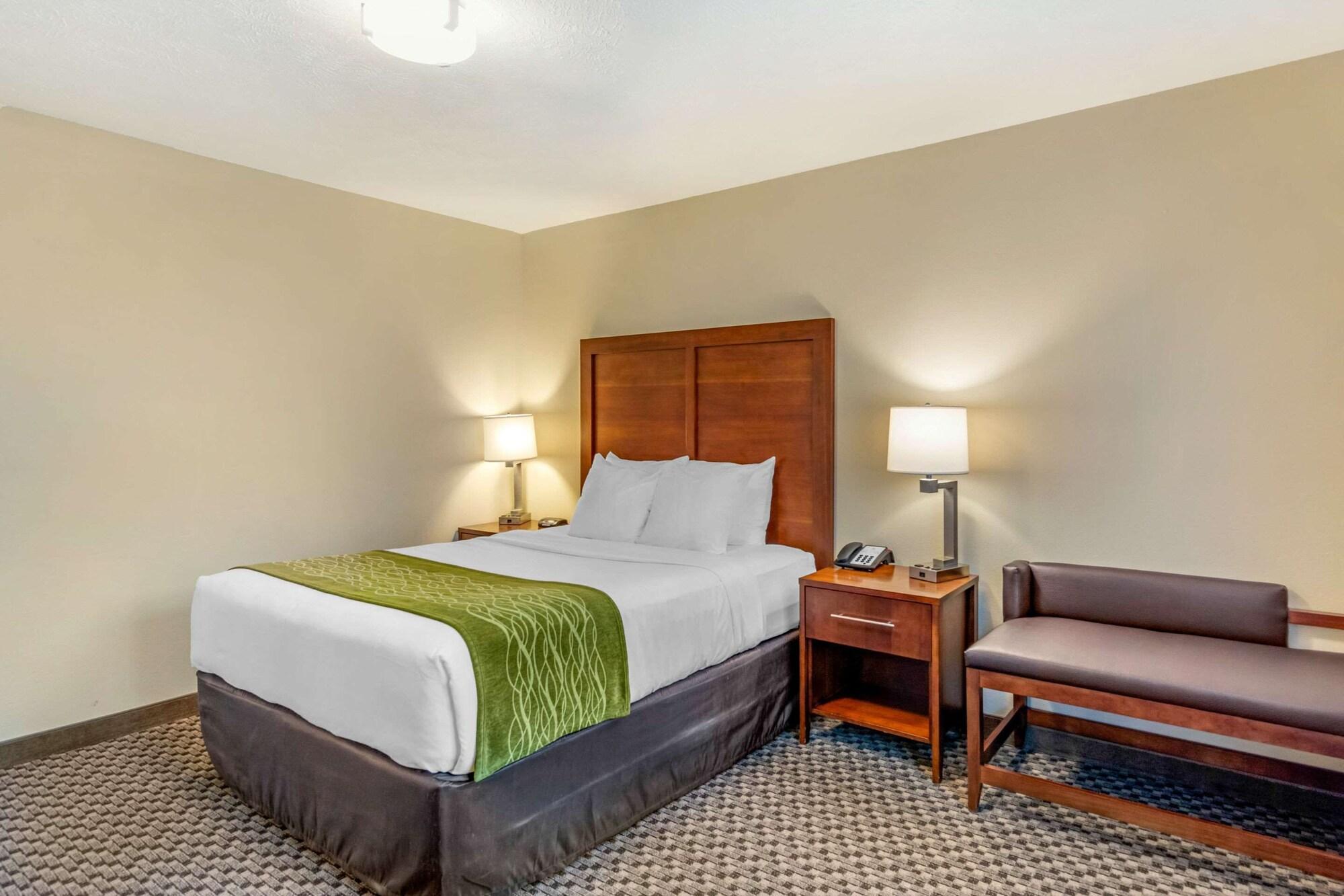 Comfort Inn & Suites Lancaster Antelope Valley Exteriér fotografie