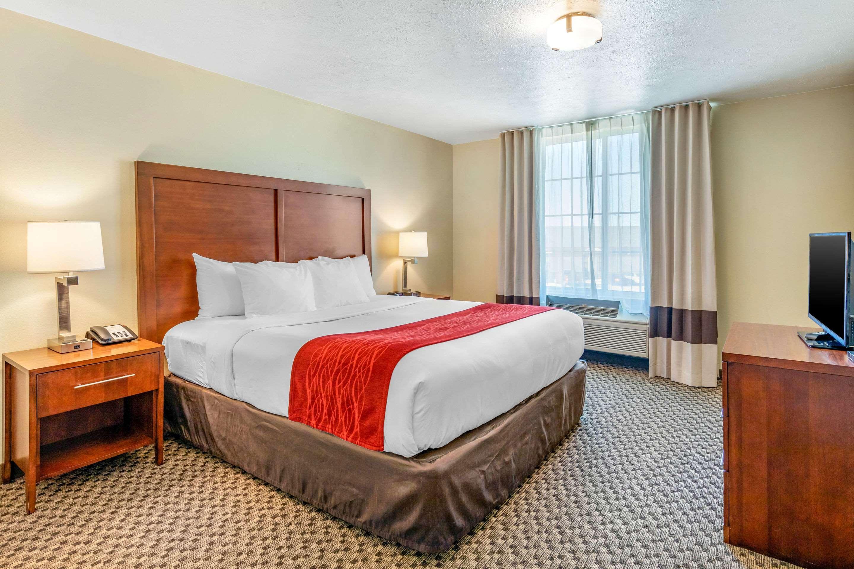 Comfort Inn & Suites Lancaster Antelope Valley Exteriér fotografie