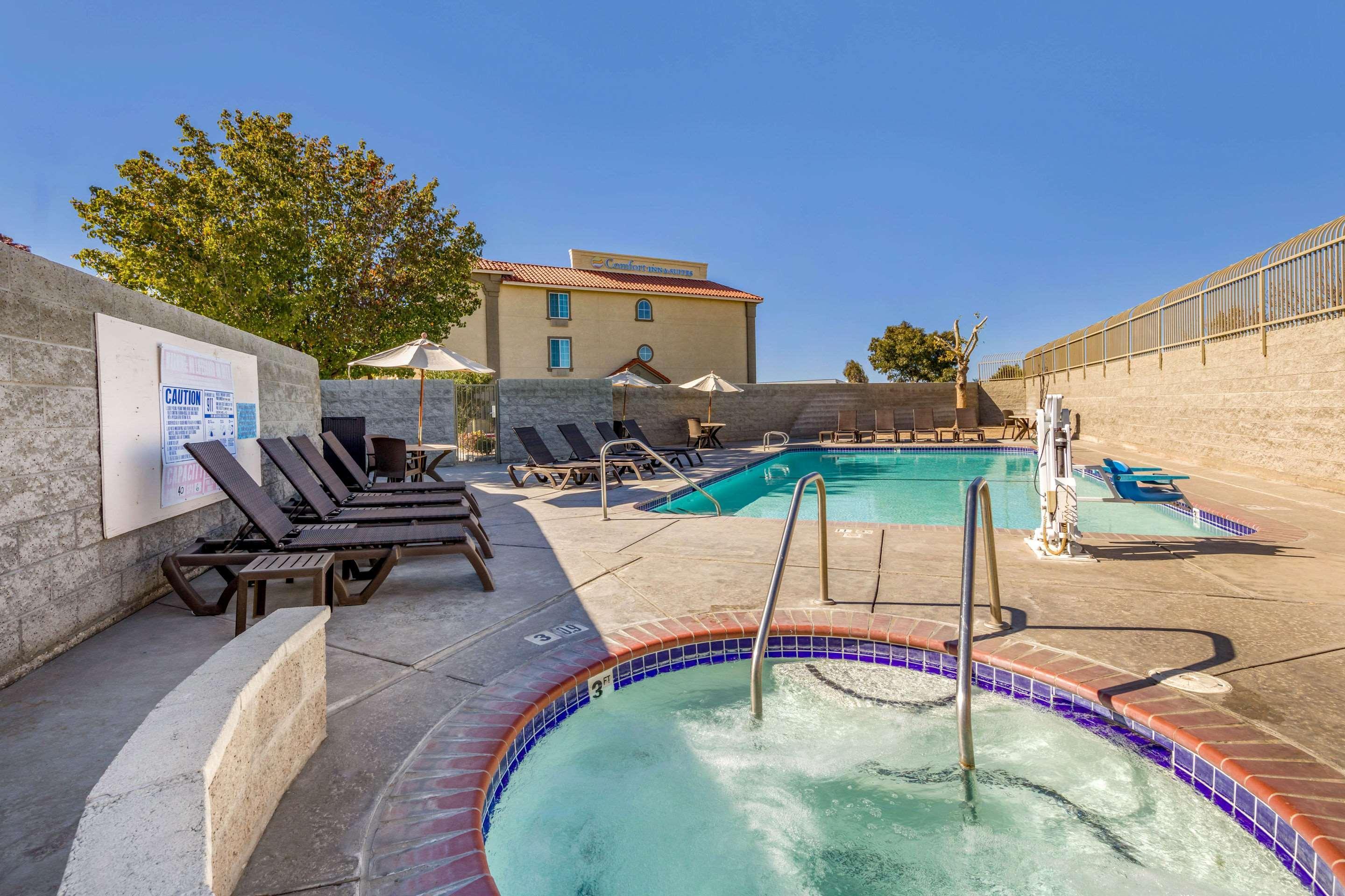 Comfort Inn & Suites Lancaster Antelope Valley Exteriér fotografie