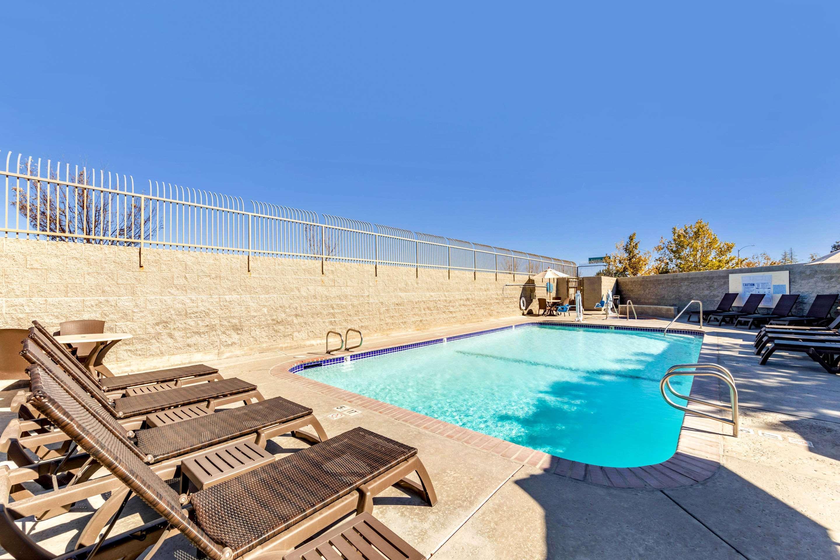 Comfort Inn & Suites Lancaster Antelope Valley Exteriér fotografie