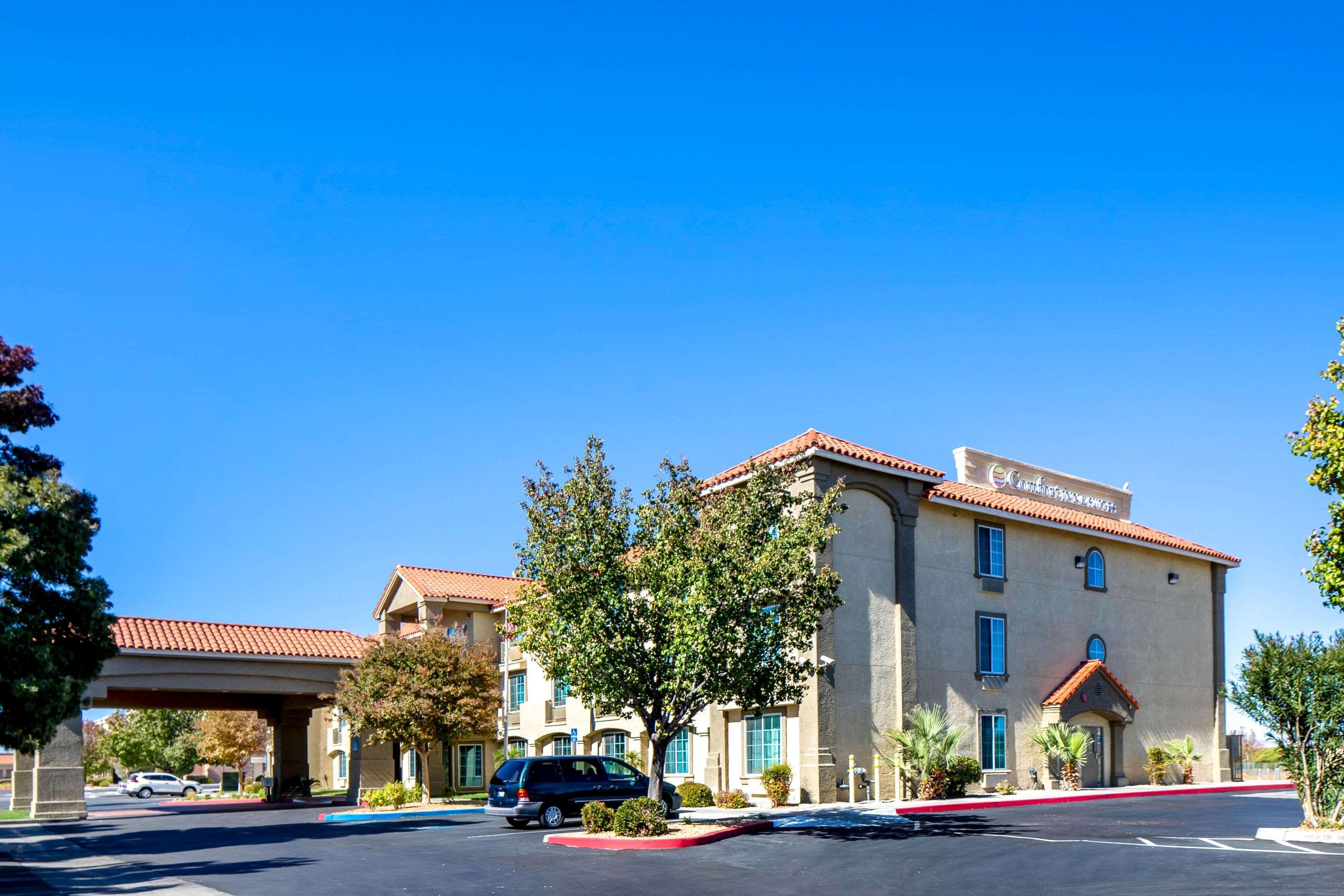 Comfort Inn & Suites Lancaster Antelope Valley Exteriér fotografie